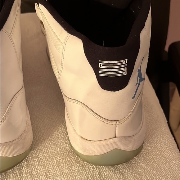 Air Jordan 11 Retro legend blue - Men Size 11 - Picture 4 of 7